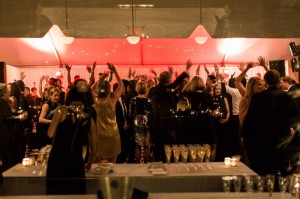 Joshua-Freiwald BKS-2014-Yuletide-Ball 172-1000x666  